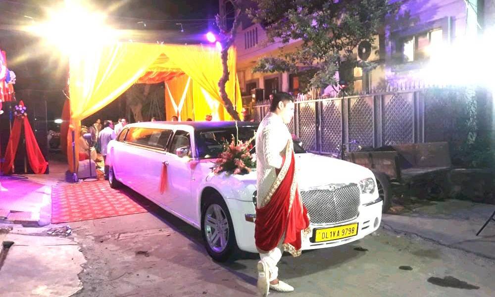 Luminous Luxury Car Rental Service