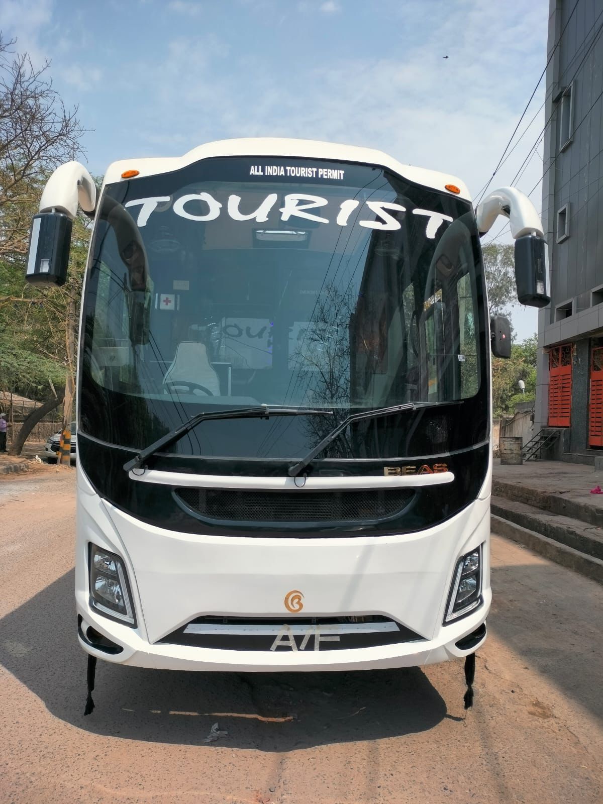 9600 Volvo Copy Bus Rental Service 