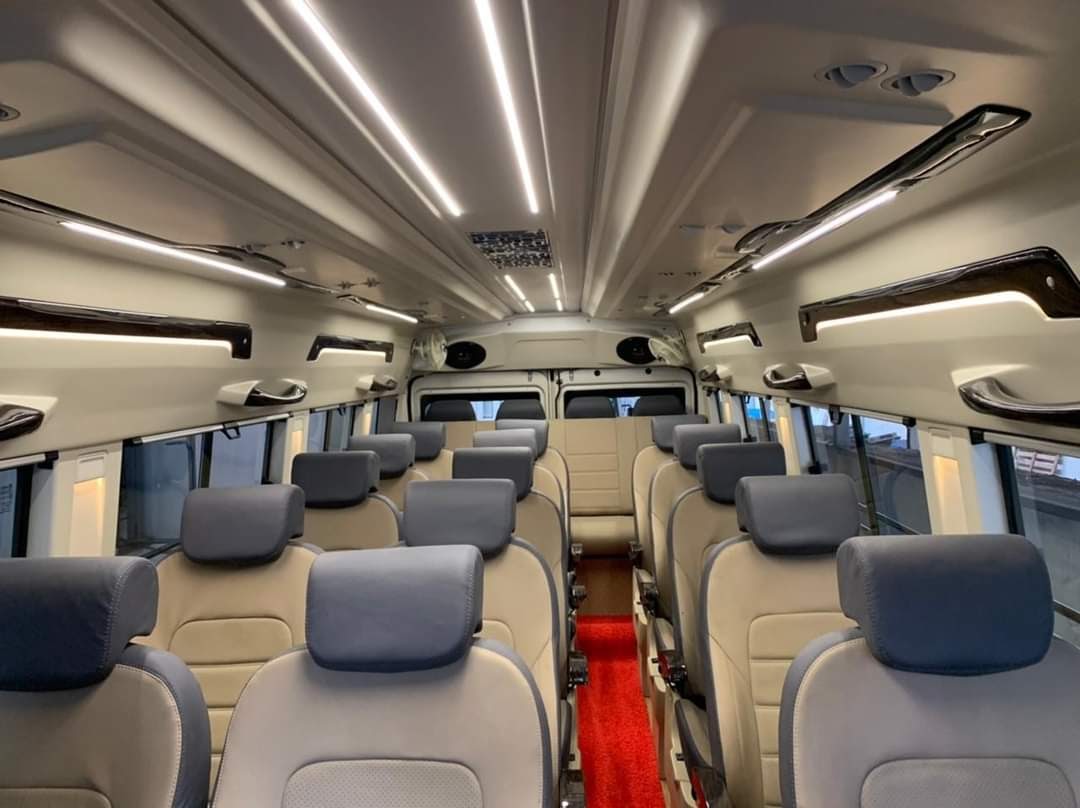 20 Seater Luxury Traveller Rental Service