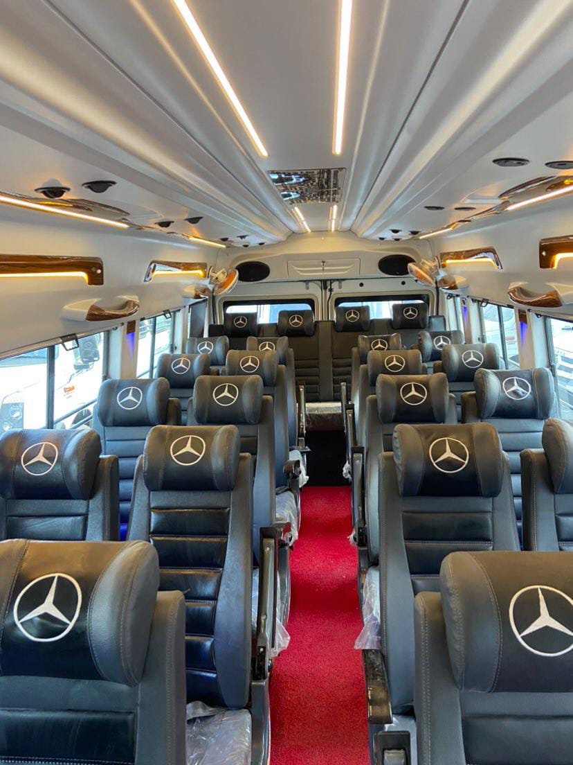 25 Seater Luxury Traveller Rental Service