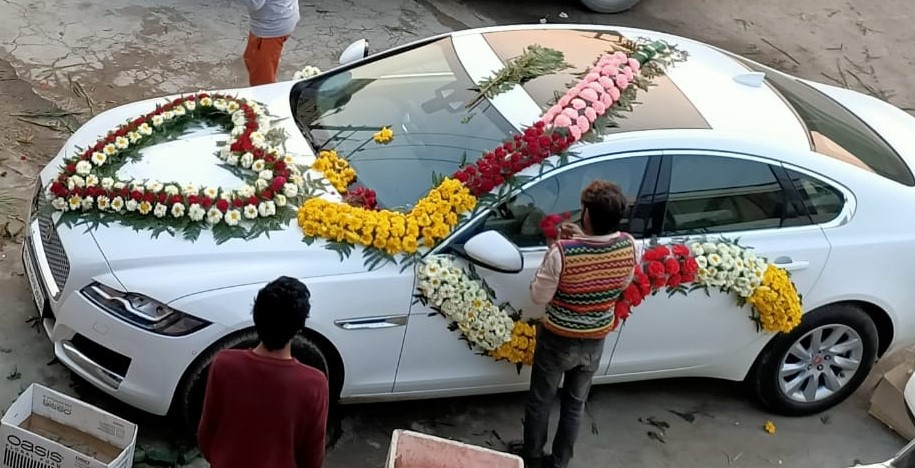 Jagaur Luxury Car Rental Service